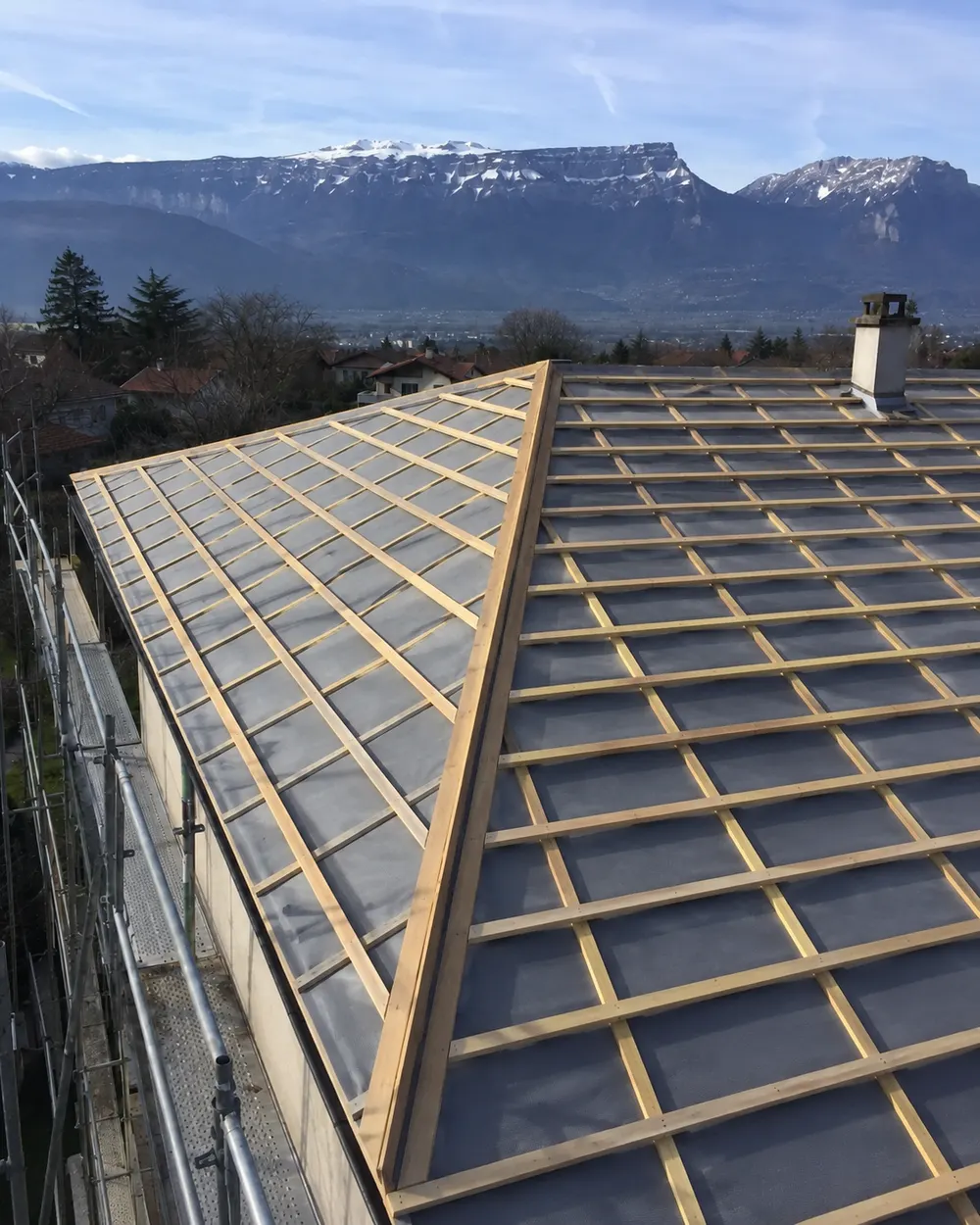 Écran sous-toiture et liteaunage neuf